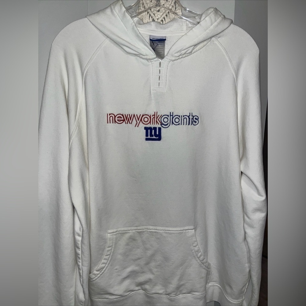 New York Giants hoodie sweatshirt, lightweight size large football